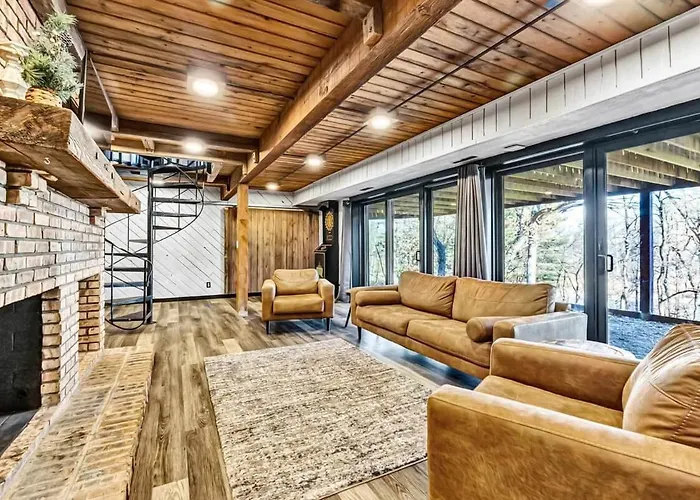 Private A-frame - 5 Acres-fishing Pond-rock Ferienhaus *